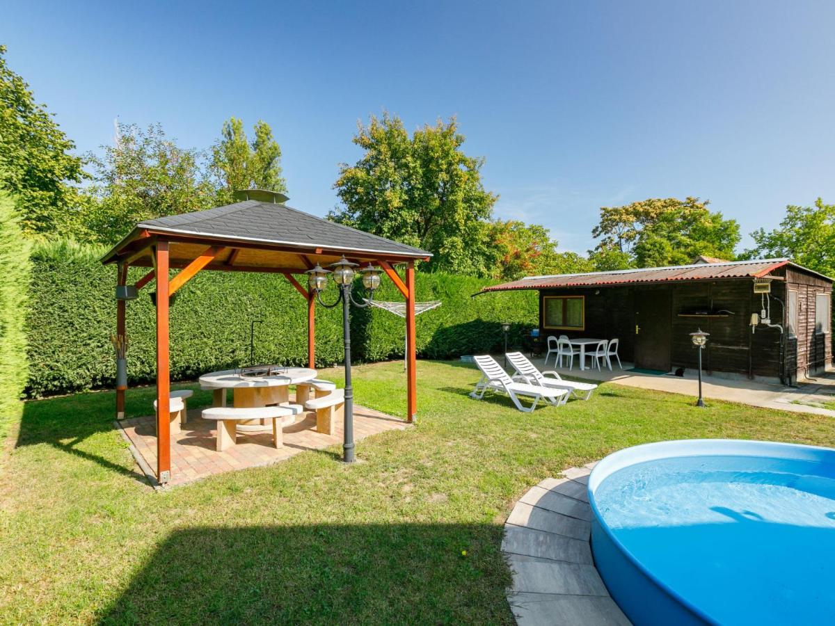 Holiday Home Narcisse By Interhome Balatonszarszo Luaran gambar