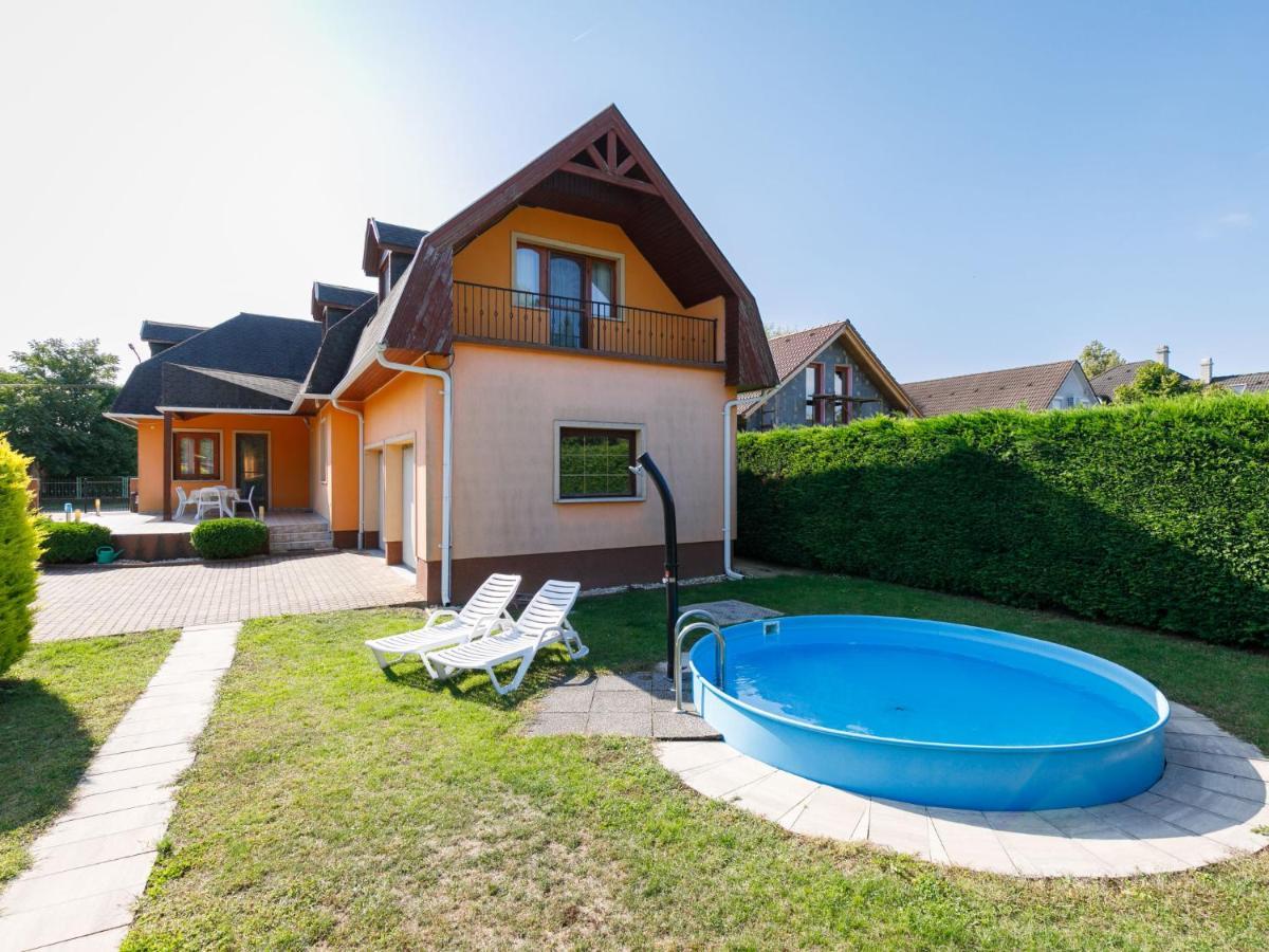 Holiday Home Narcisse By Interhome Balatonszarszo Luaran gambar