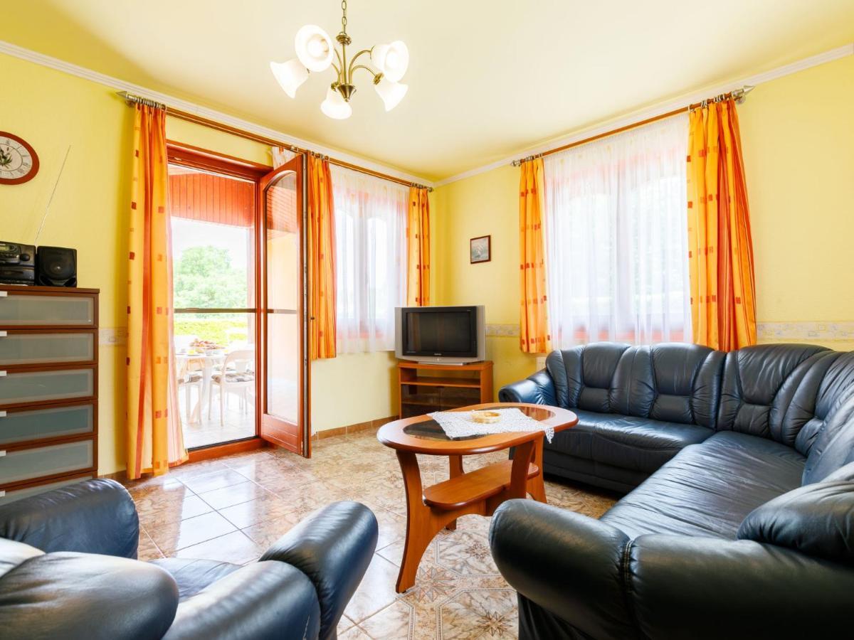 Holiday Home Narcisse By Interhome Balatonszarszo Luaran gambar