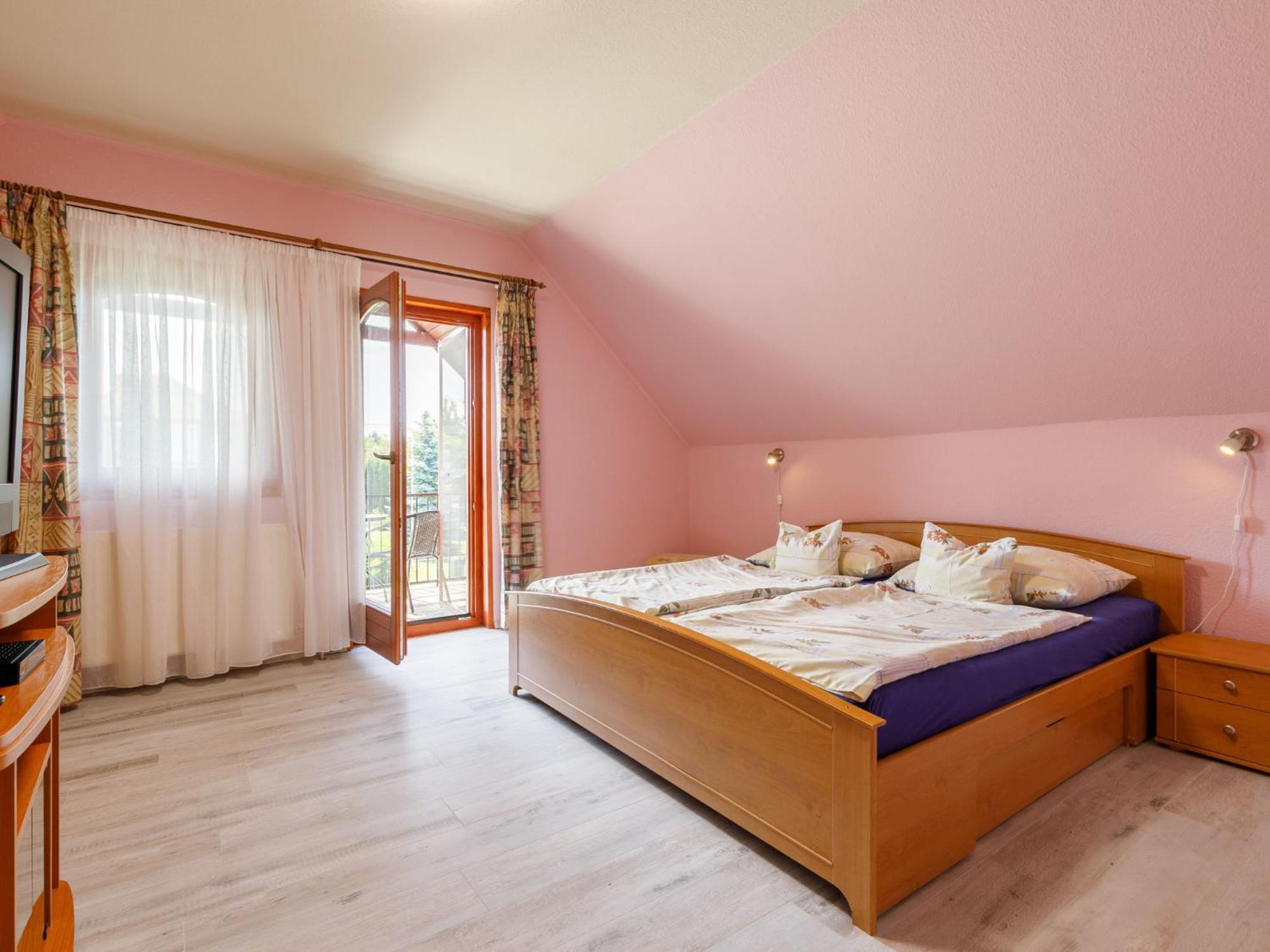 Holiday Home Narcisse By Interhome Balatonszarszo Luaran gambar